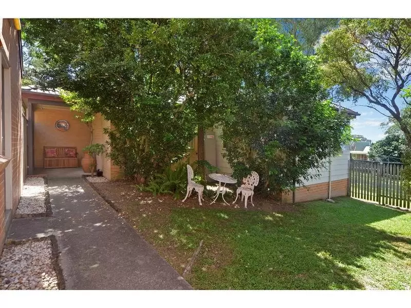 9/33 Lynburn Avenue, Bomaderry Sold by Integrity Real Estate