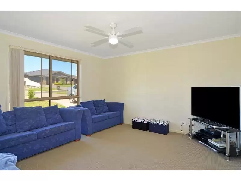 14 Nutans Crest, South Nowra Sold by Integrity Real Estate - image 2