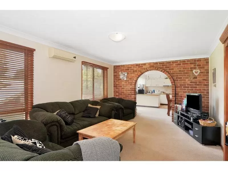 10 Garlin Close, North Nowra Sold by Integrity Real Estate - image 2