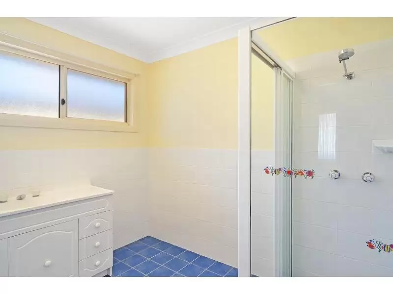 4 Pyree Street, Greenwell Point Sold by Integrity Real Estate - image 5
