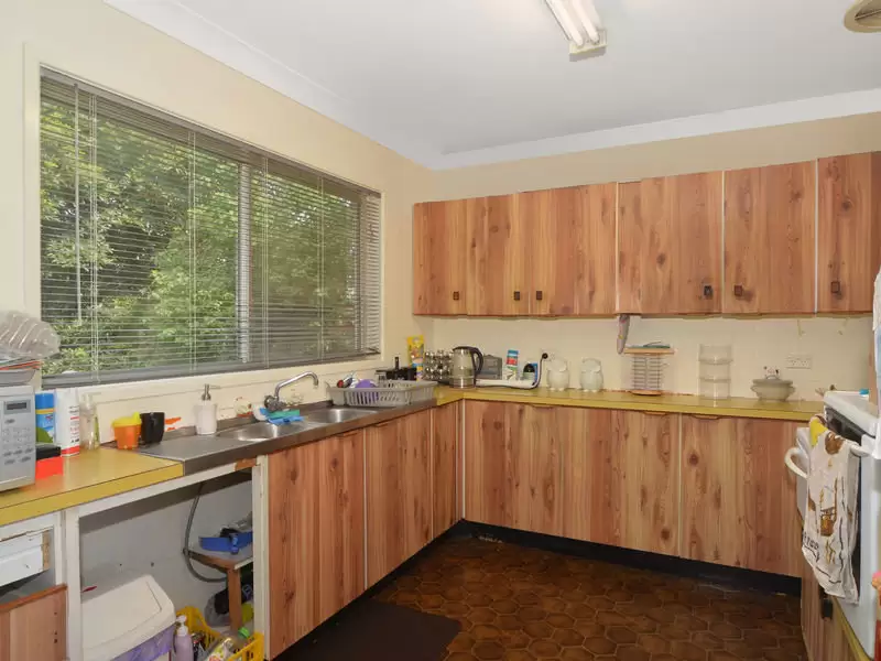 11 Clarke Avenue, North Nowra Sold by Integrity Real Estate - image 3