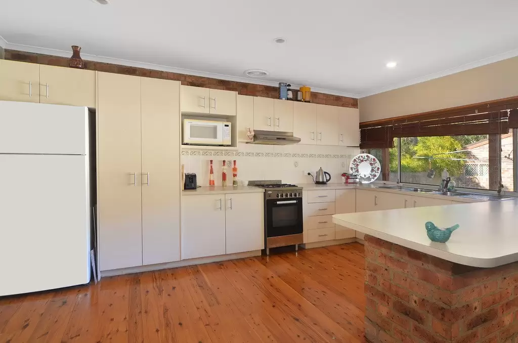 10 Byron Avenue, North Nowra Sold by Integrity Real Estate - image 2