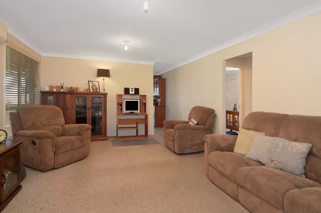 18 Bluewattle Road, Worrigee Sold by Integrity Real Estate - image 2