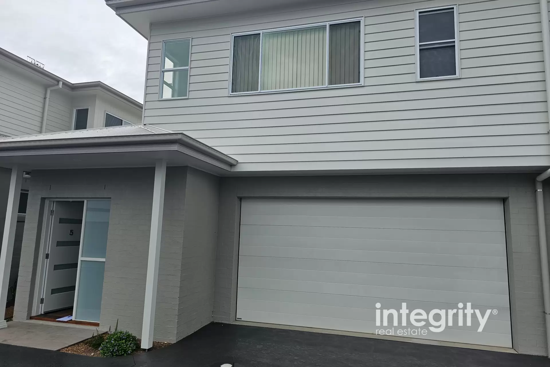 5/166 Illaroo Road, North Nowra Leased by Integrity Real Estate - image 1
