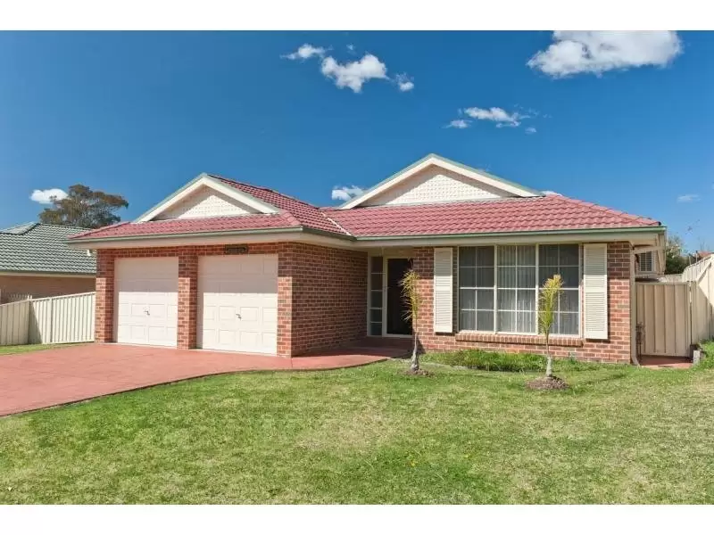 19 Kardella Avenue, Nowra Sold by Integrity Real Estate