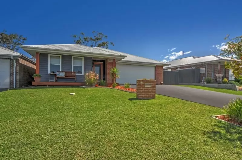 11 Trawler Street, Vincentia Sold by Integrity Real Estate - image 1