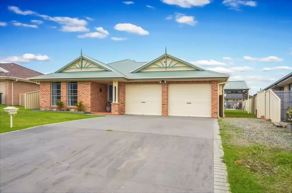81 Isa Road., Worrigee Sold by Integrity Real Estate - image 1