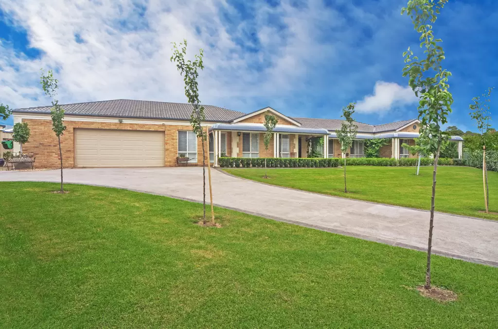 14 Appleberry Close, Bomaderry Sold by Integrity Real Estate