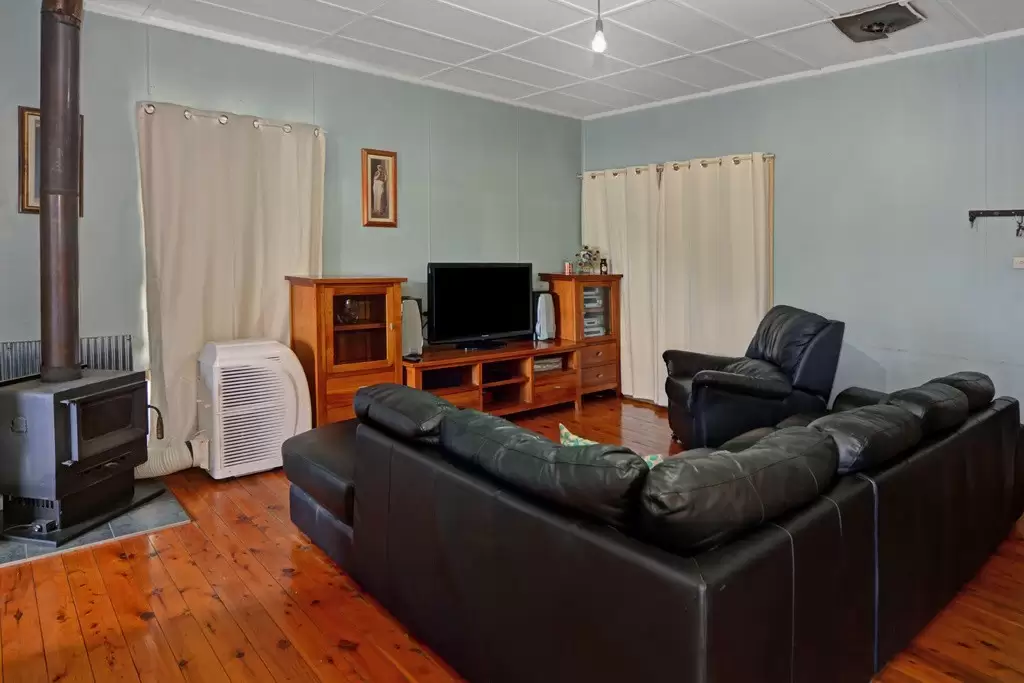58 Hillcrest Avenue, South Nowra Sold by Integrity Real Estate - image 3
