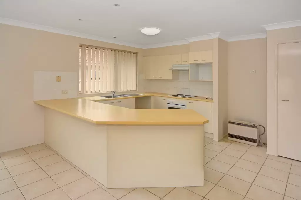 128 Rayleigh Drive, Worrigee Sold by Integrity Real Estate - image 3