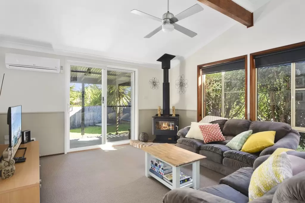 4 Sutherland Drive, North Nowra Sold by Integrity Real Estate - image 2