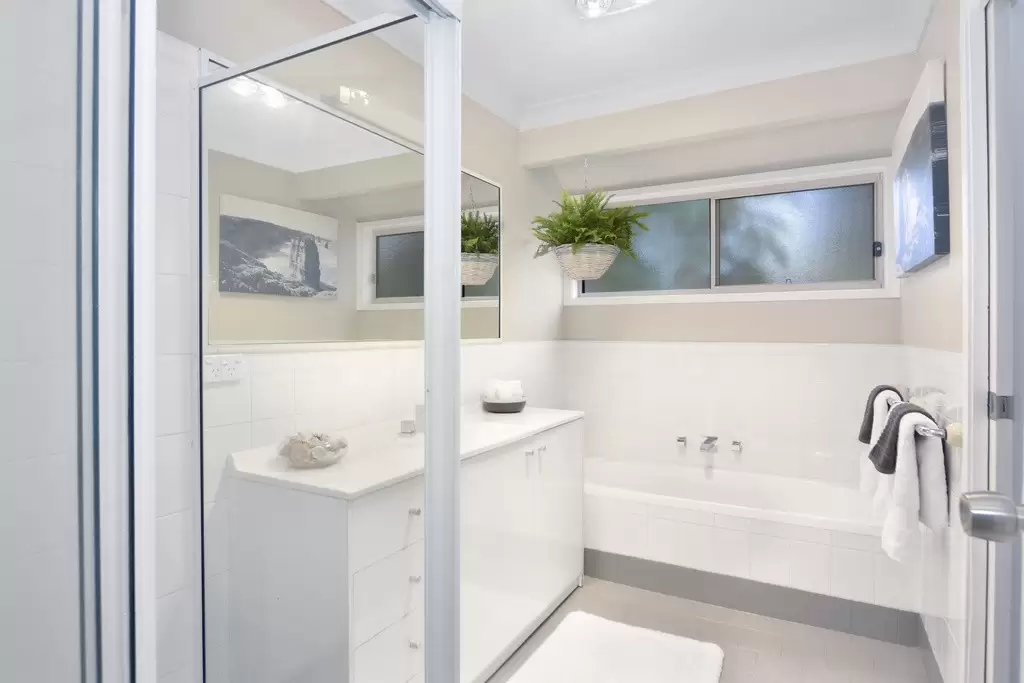 12/33 Lynburn Avenue, Bomaderry Sold by Integrity Real Estate - image 5