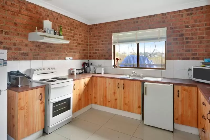 10/1A Shorland Place, Nowra Sold by Integrity Real Estate - image 2