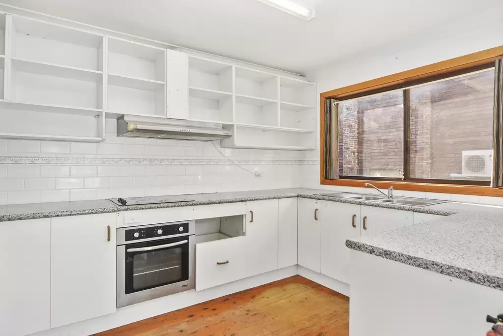 11 Bernadette Avenue, Nowra Sold by Integrity Real Estate - image 2