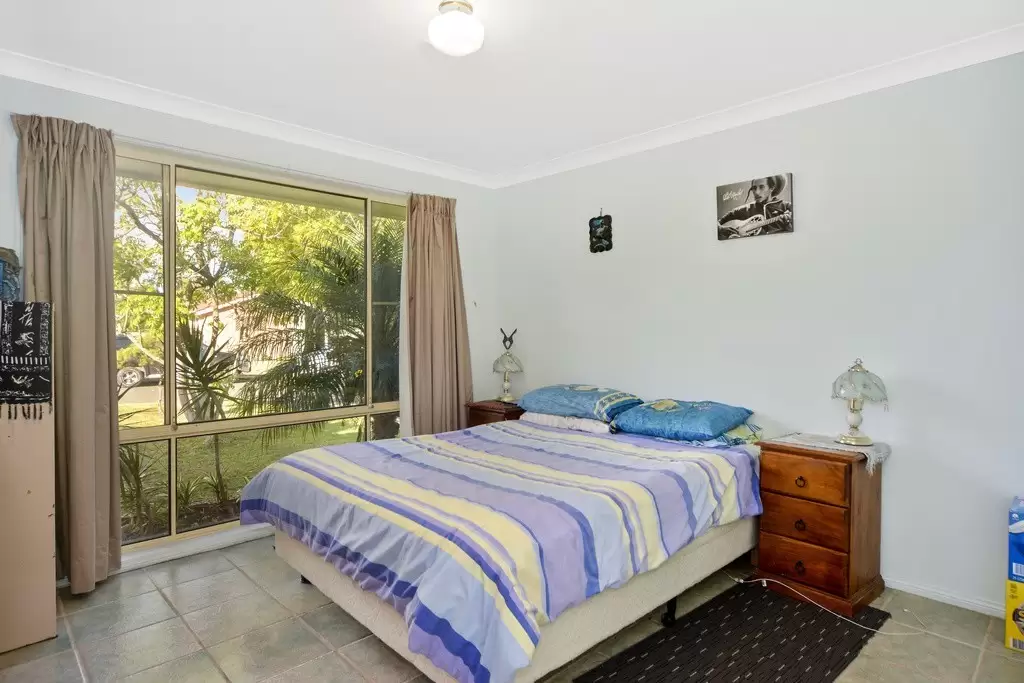 15 Balmaringa Avenue, North Nowra Sold by Integrity Real Estate - image 5