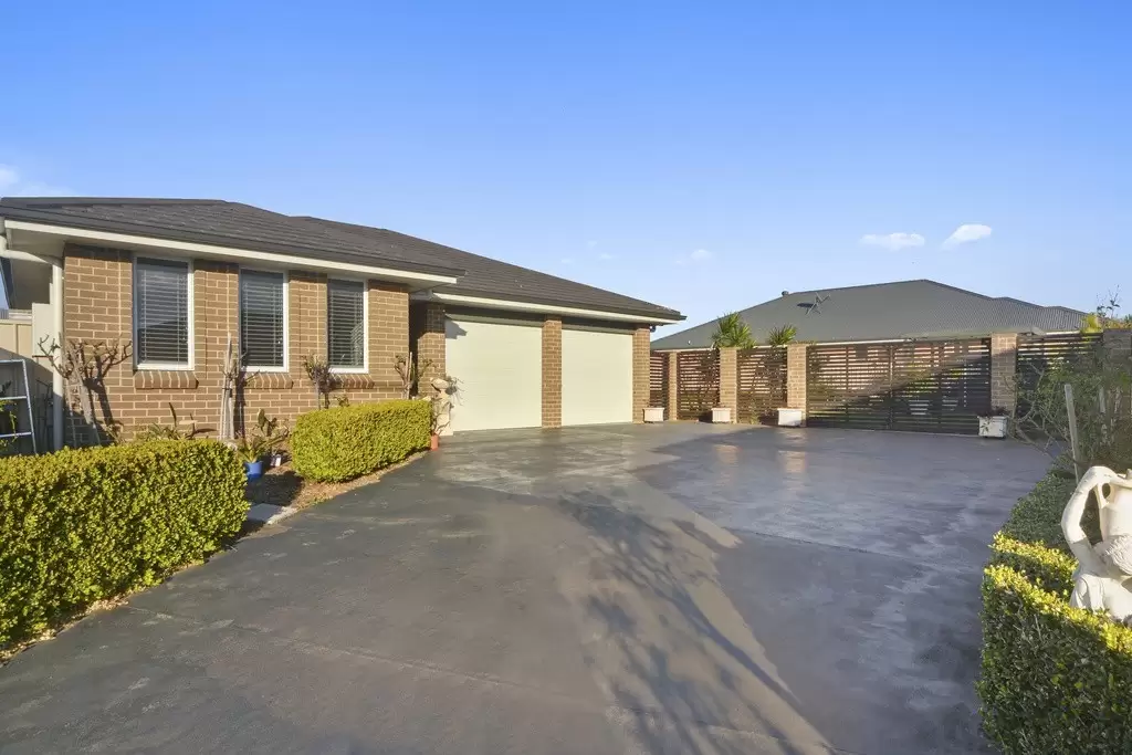 10 Palm Lilly Close, Worrigee Sold by Integrity Real Estate - image 1
