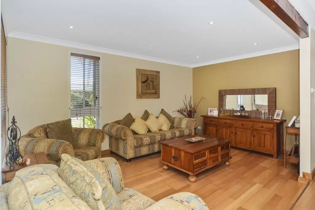 75 Lyndhurst Drive, Bomaderry Sold by Integrity Real Estate - image 4