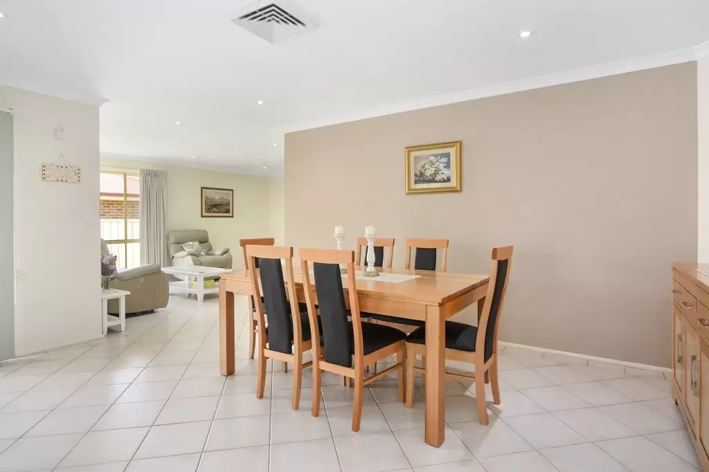 11 Carrington Park Drive, Nowra Sold by Integrity Real Estate - image 4