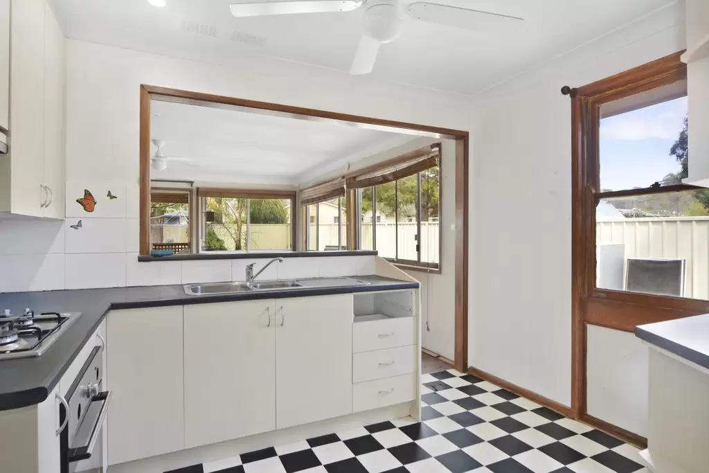 38 Page Avenue, North Nowra Sold by Integrity Real Estate - image 3