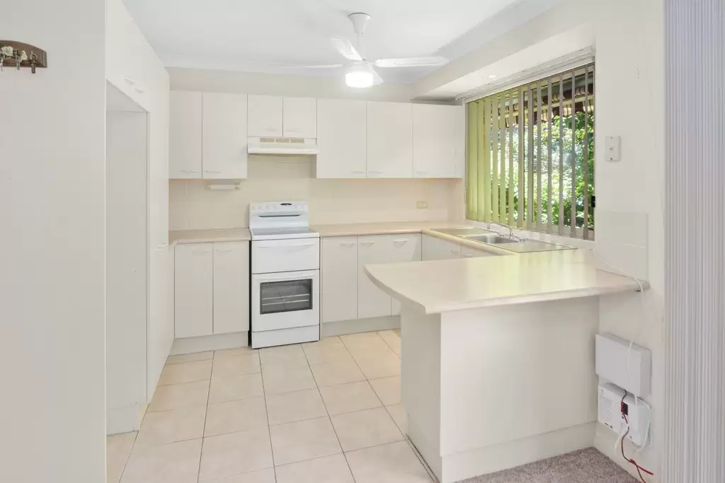 2/63 Brinawarr Street, Bomaderry Sold by Integrity Real Estate - image 3