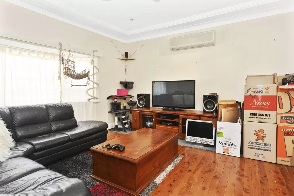61 Cambewarra Road, Bomaderry Sold by Integrity Real Estate - image 4