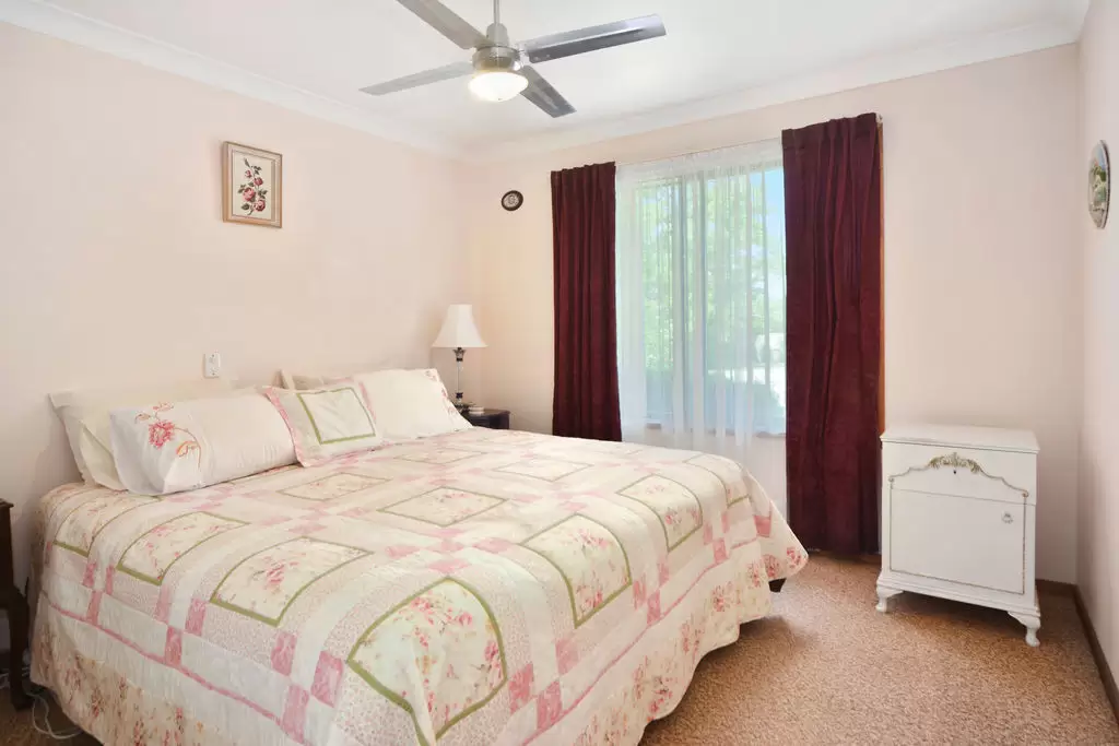 13 Farrelly Place, Bomaderry Sold by Integrity Real Estate - image 6