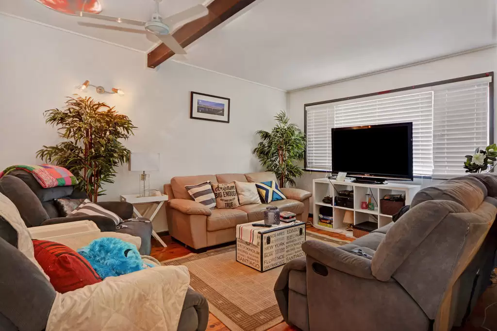 10 Philip Drive, North Nowra Sold by Integrity Real Estate - image 4