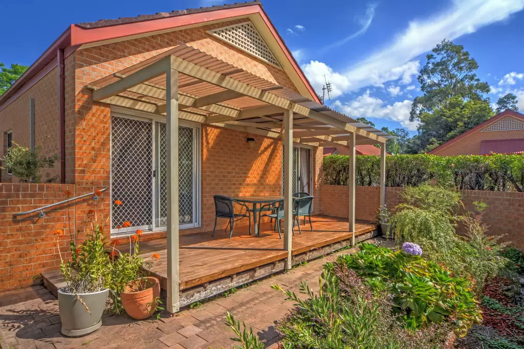 5/4 Carisbrooke Close, Bomaderry Sold by Integrity Real Estate