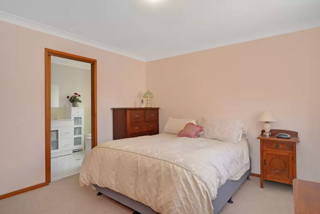 5/4 Carisbrooke Close, Bomaderry Sold by Integrity Real Estate - image 7
