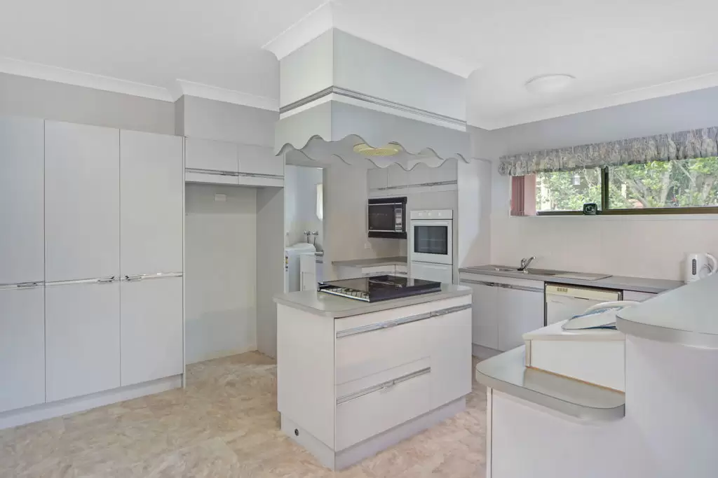 4 Chittick Avenue, North Nowra Sold by Integrity Real Estate - image 2