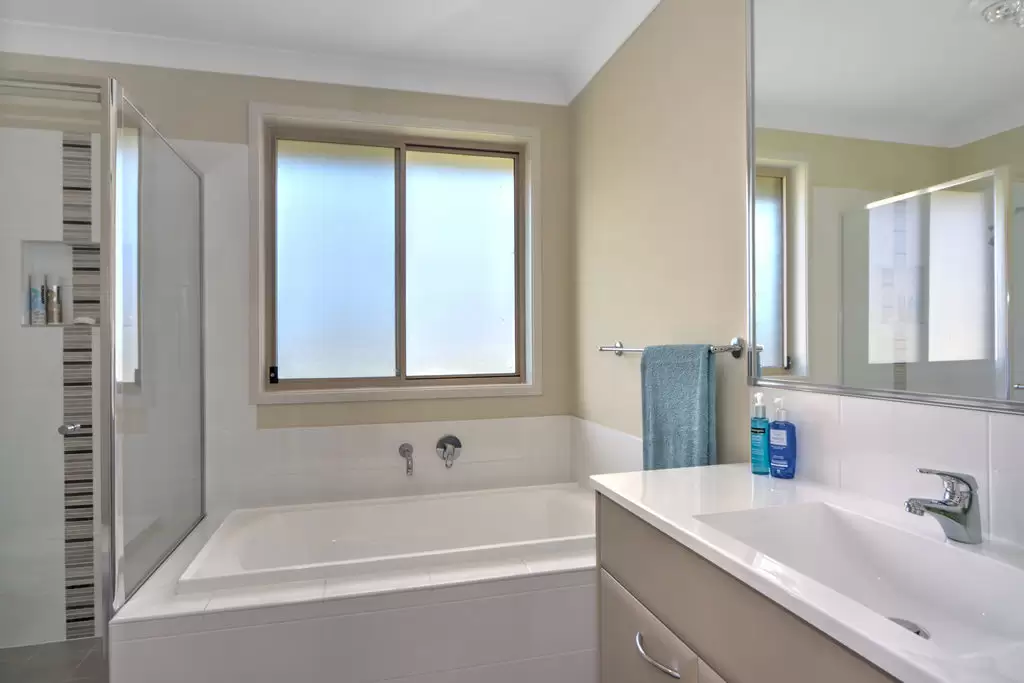 16 Coral Sea Drive, West Nowra Sold by Integrity Real Estate - image 6