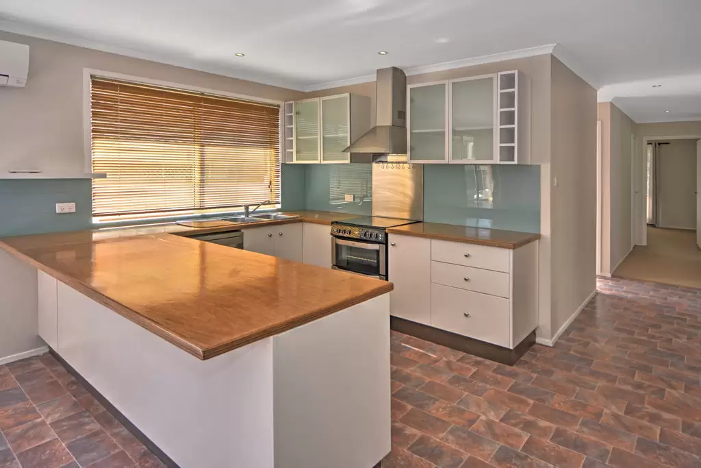 13 Peppermint Drive, Worrigee Sold by Integrity Real Estate - image 2