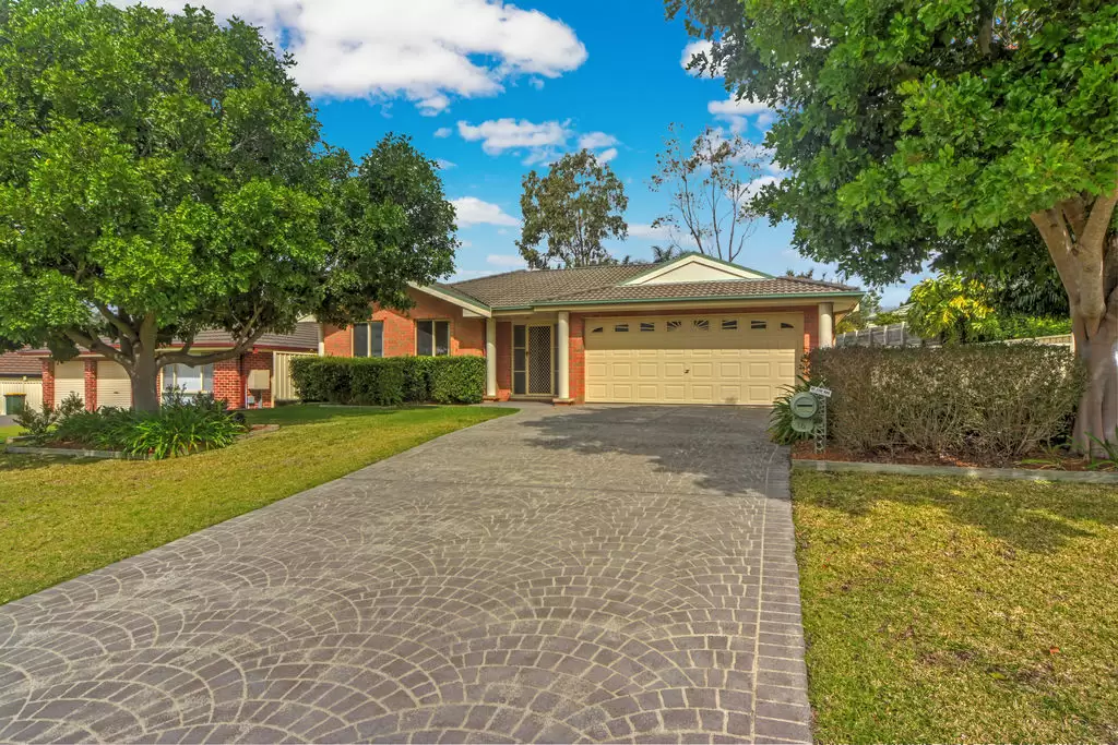 16 Hibiscus Place, Bomaderry Sold by Integrity Real Estate