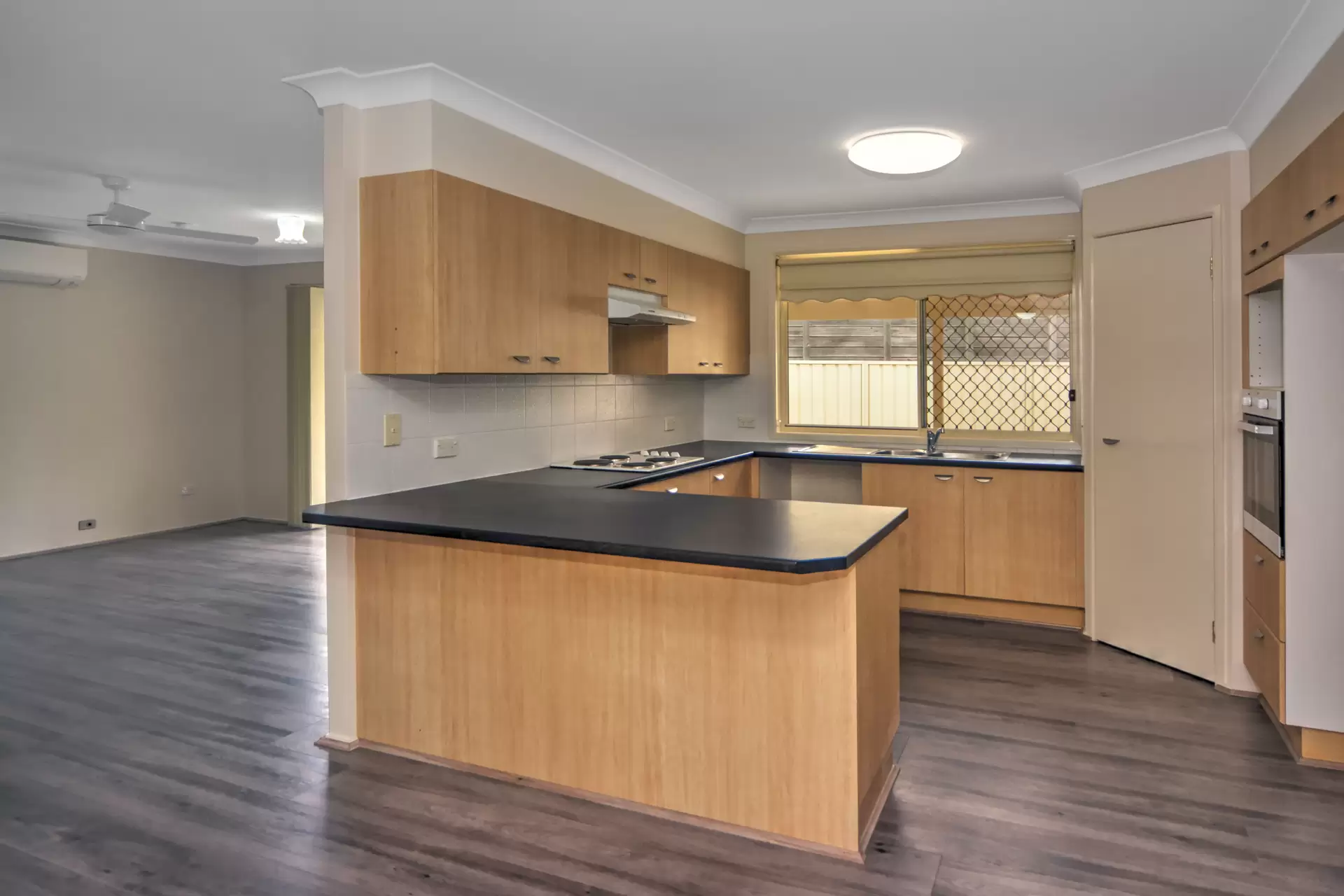 16 Hibiscus Place, Bomaderry Sold by Integrity Real Estate - image 2