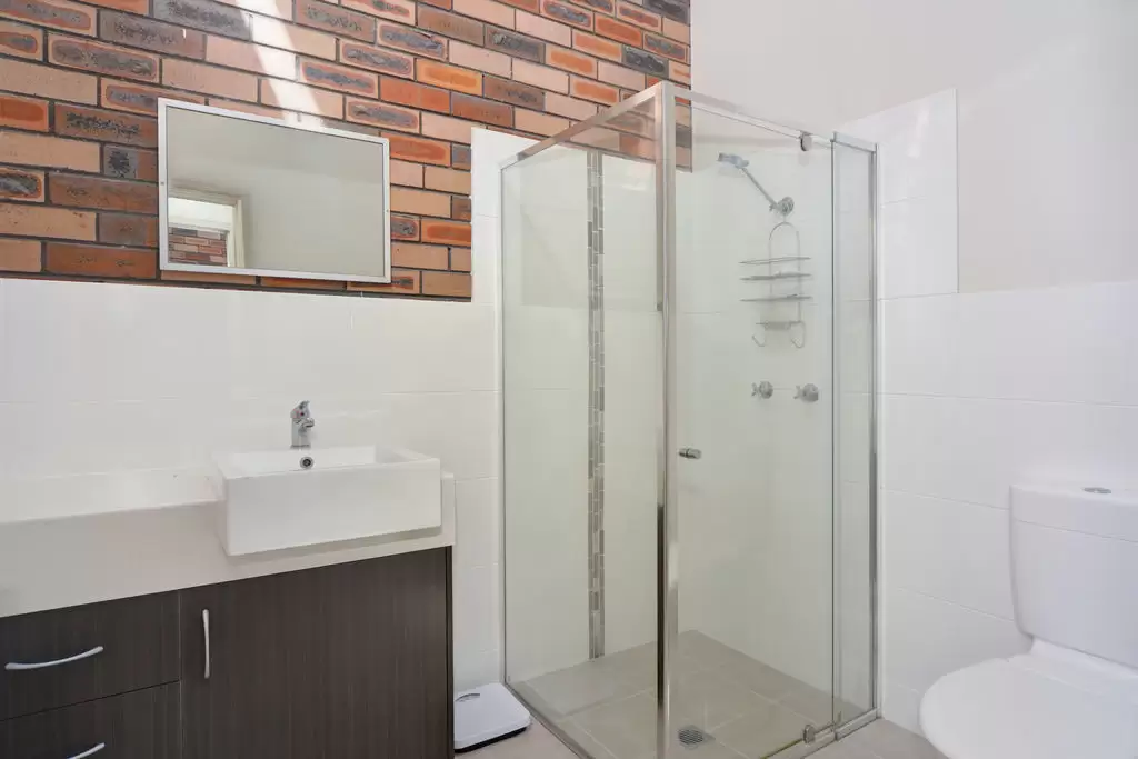 2/49 Brinawarr Street, Bomaderry Sold by Integrity Real Estate - image 4