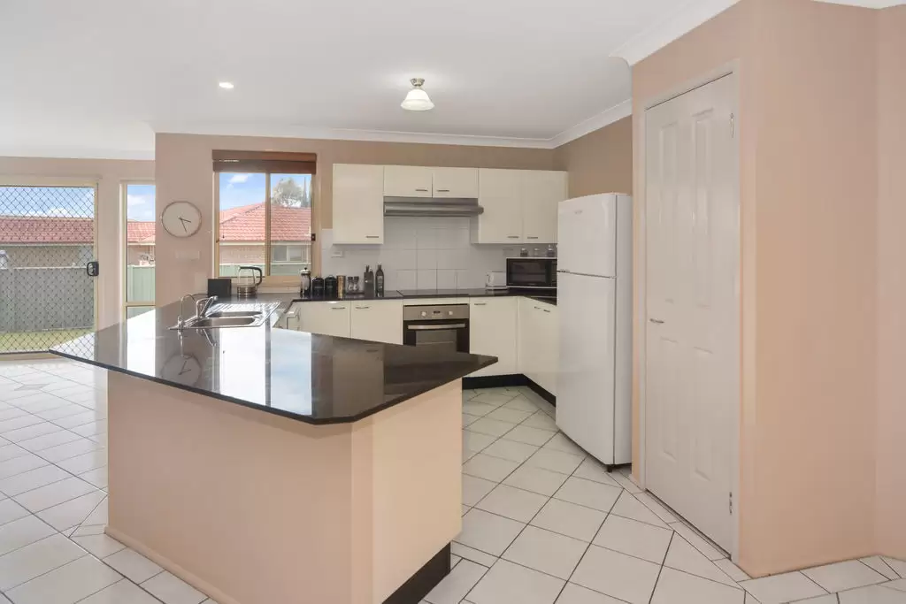 9 Costa Street, Worrigee Sold by Integrity Real Estate - image 3