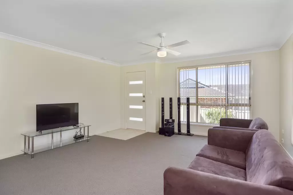 2/2 Plato Crescent, Worrigee Sold by Integrity Real Estate - image 3