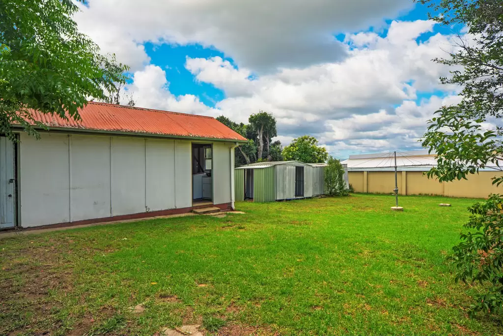 10 Dalwah Street, Bomaderry Sold by Integrity Real Estate - image 7