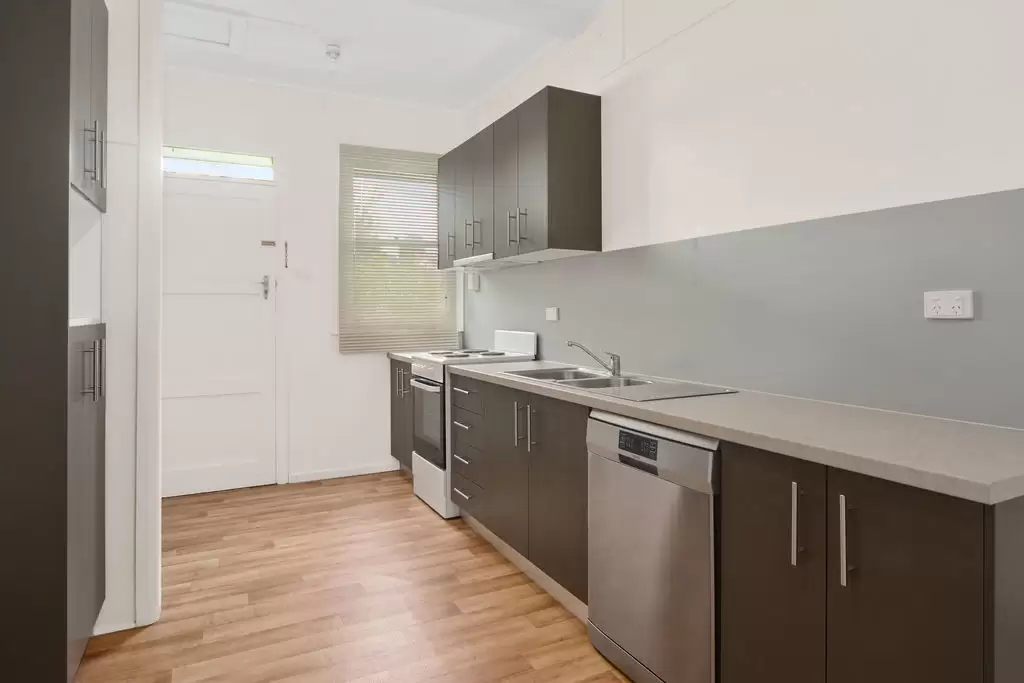 10 Dalwah Street, Bomaderry Sold by Integrity Real Estate - image 3