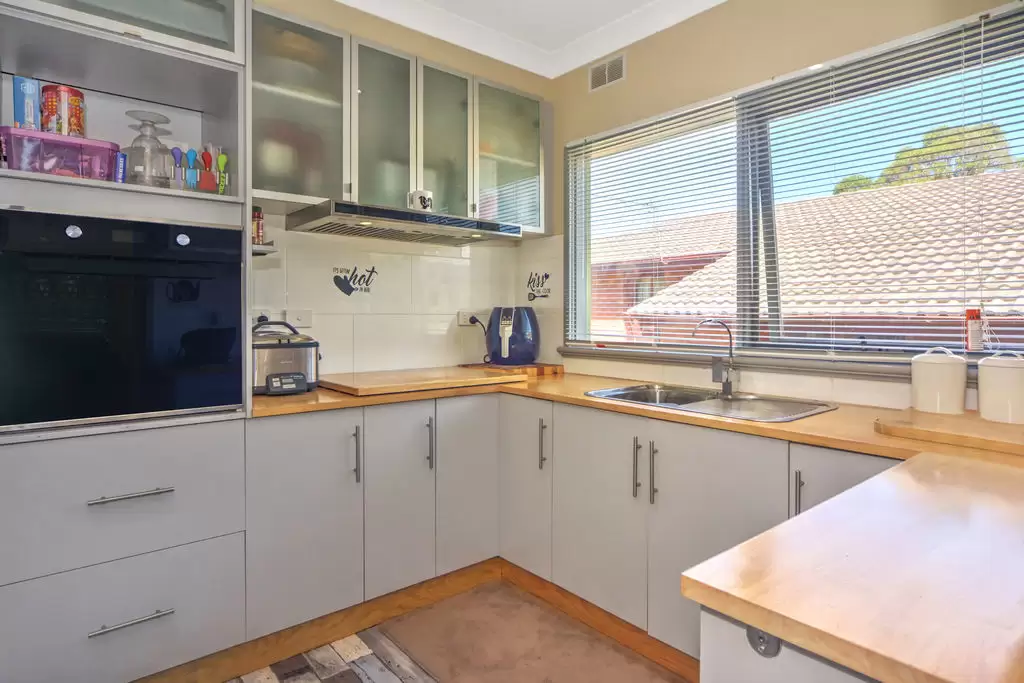 70 Wallace Street, Nowra Sold by Integrity Real Estate - image 3