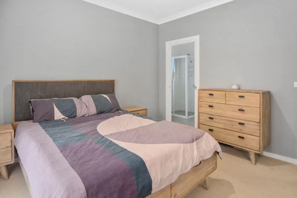 26/33 Lynburn Avenue, Bomaderry Sold by Integrity Real Estate - image 2