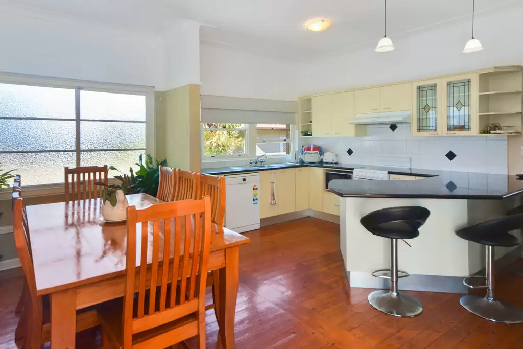15 Cambewarra Road, Bomaderry Sold by Integrity Real Estate - image 4