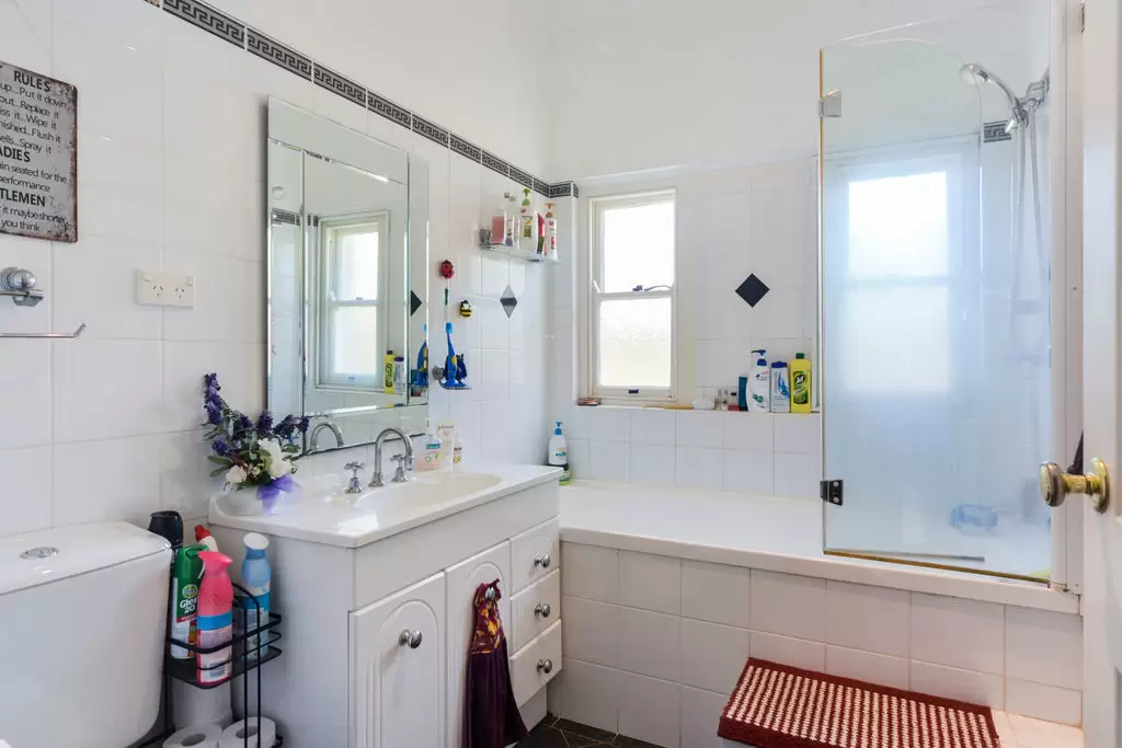 15 Cambewarra Road, Bomaderry Sold by Integrity Real Estate - image 10