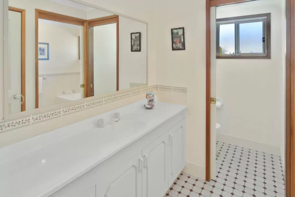 24 Lyndhurst Drive, Bomaderry Sold by Integrity Real Estate - image 6