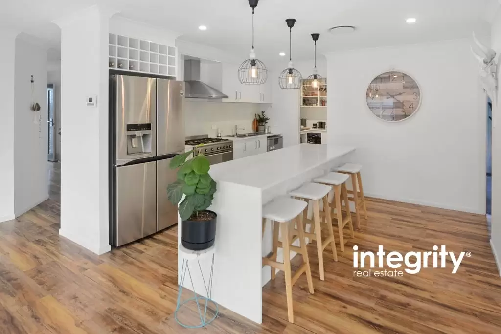 8 Firetail Street, South Nowra Sold by Integrity Real Estate - image 2