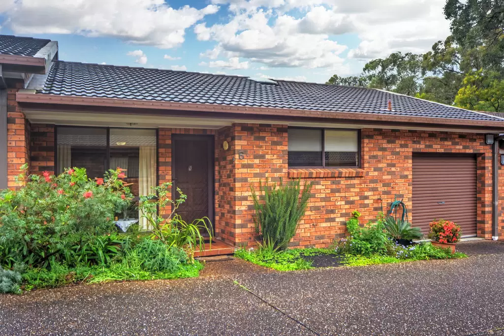6/5 David Place, Bomaderry Sold by Integrity Real Estate