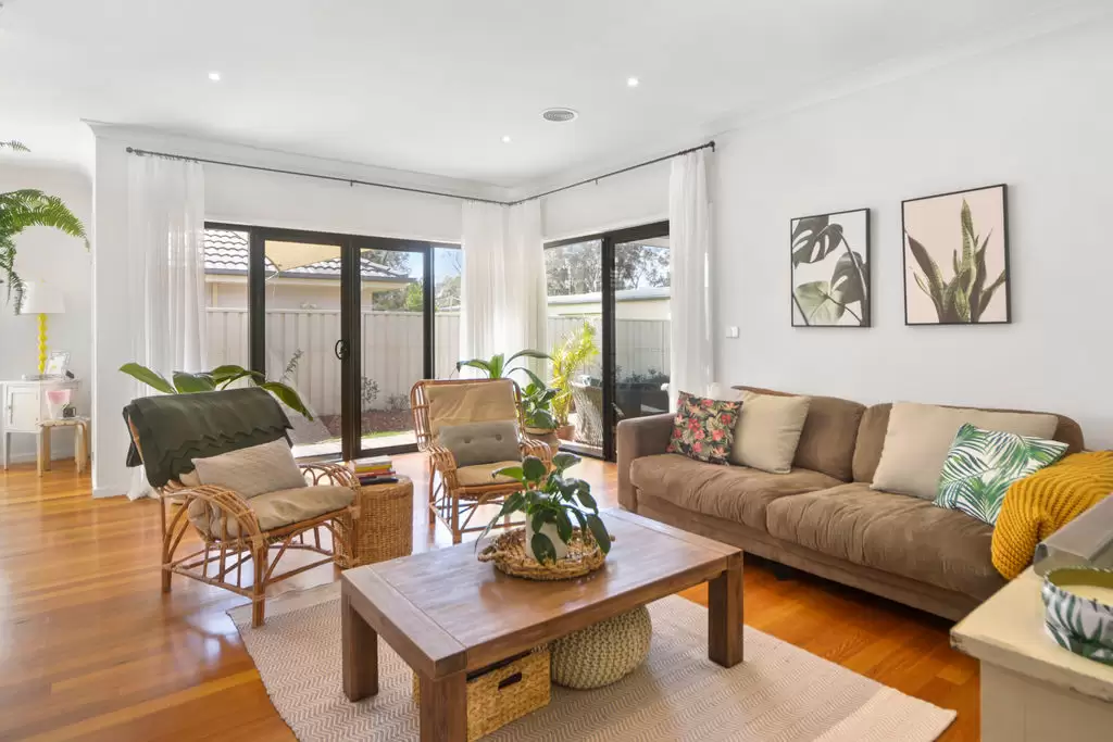 137 Rayleigh Drive, Worrigee Sold by Integrity Real Estate - image 2