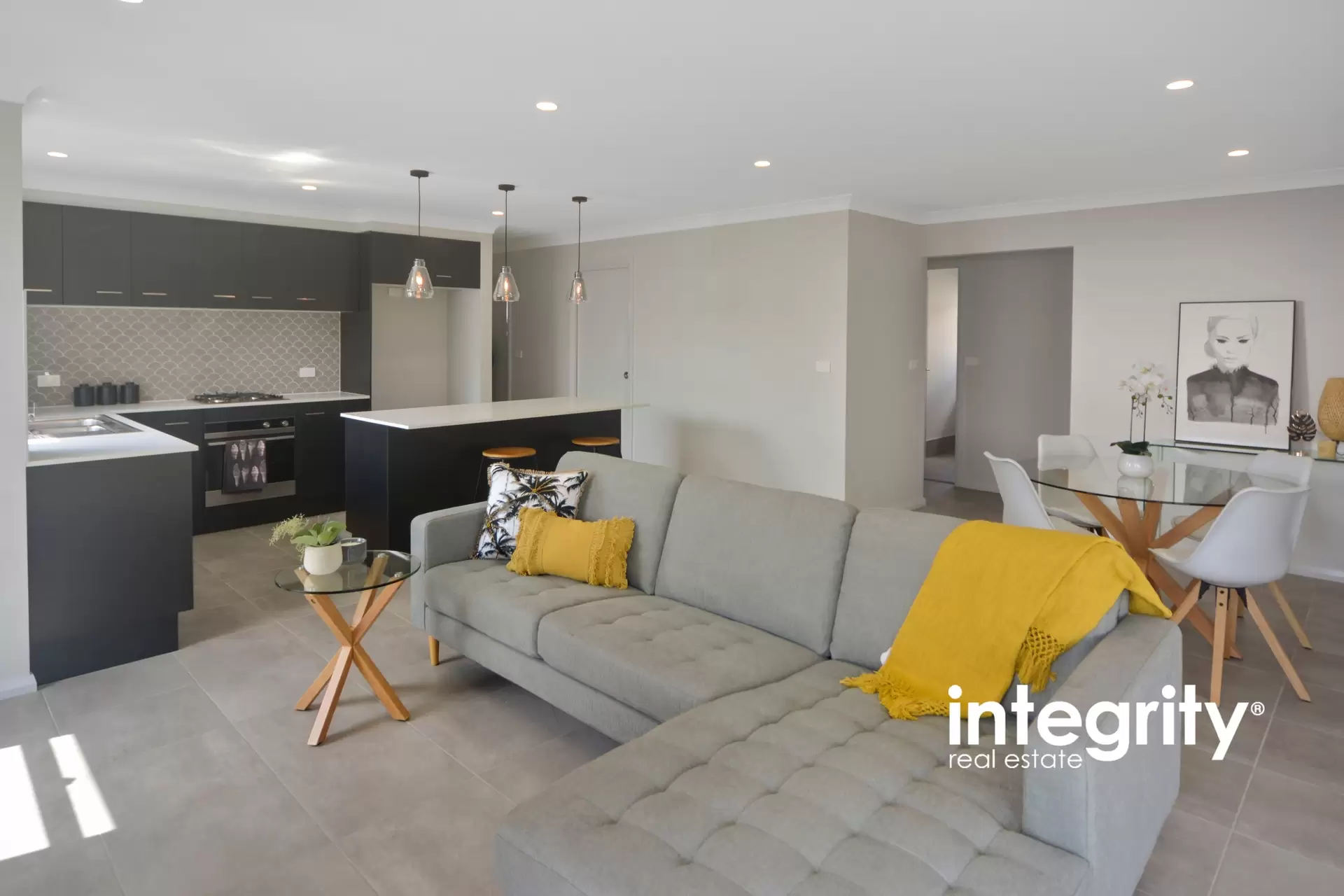 16 Jindalee Crescent, Nowra Sold by Integrity Real Estate - image 3