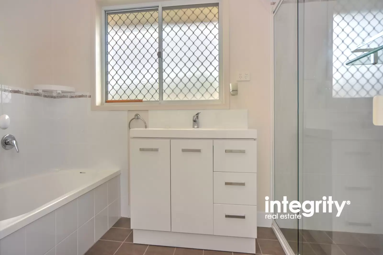 4/13 Hannah Place, Worrigee Sold by Integrity Real Estate - image 5