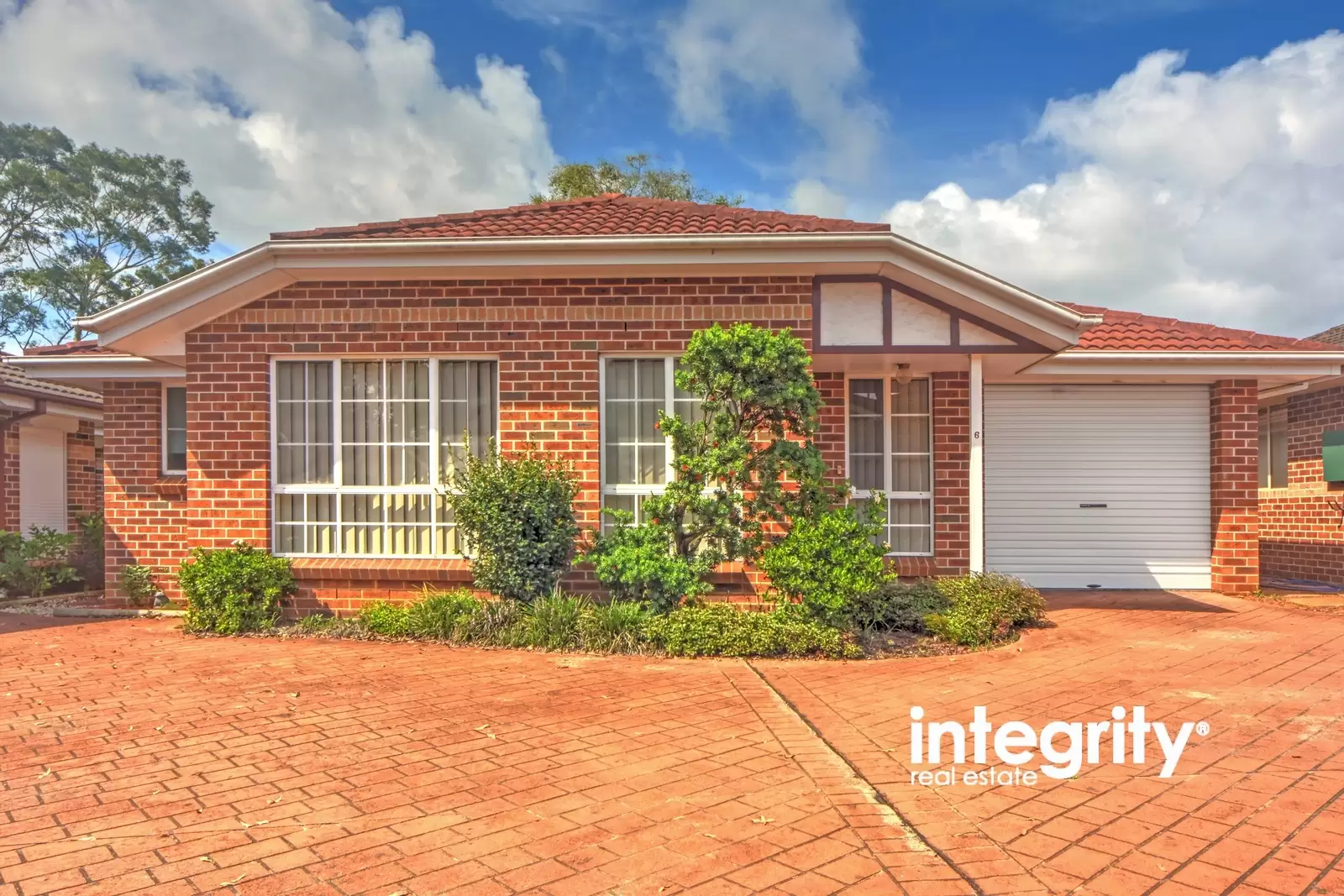 6/7 Hamilton Place, Bomaderry Sold by Integrity Real Estate